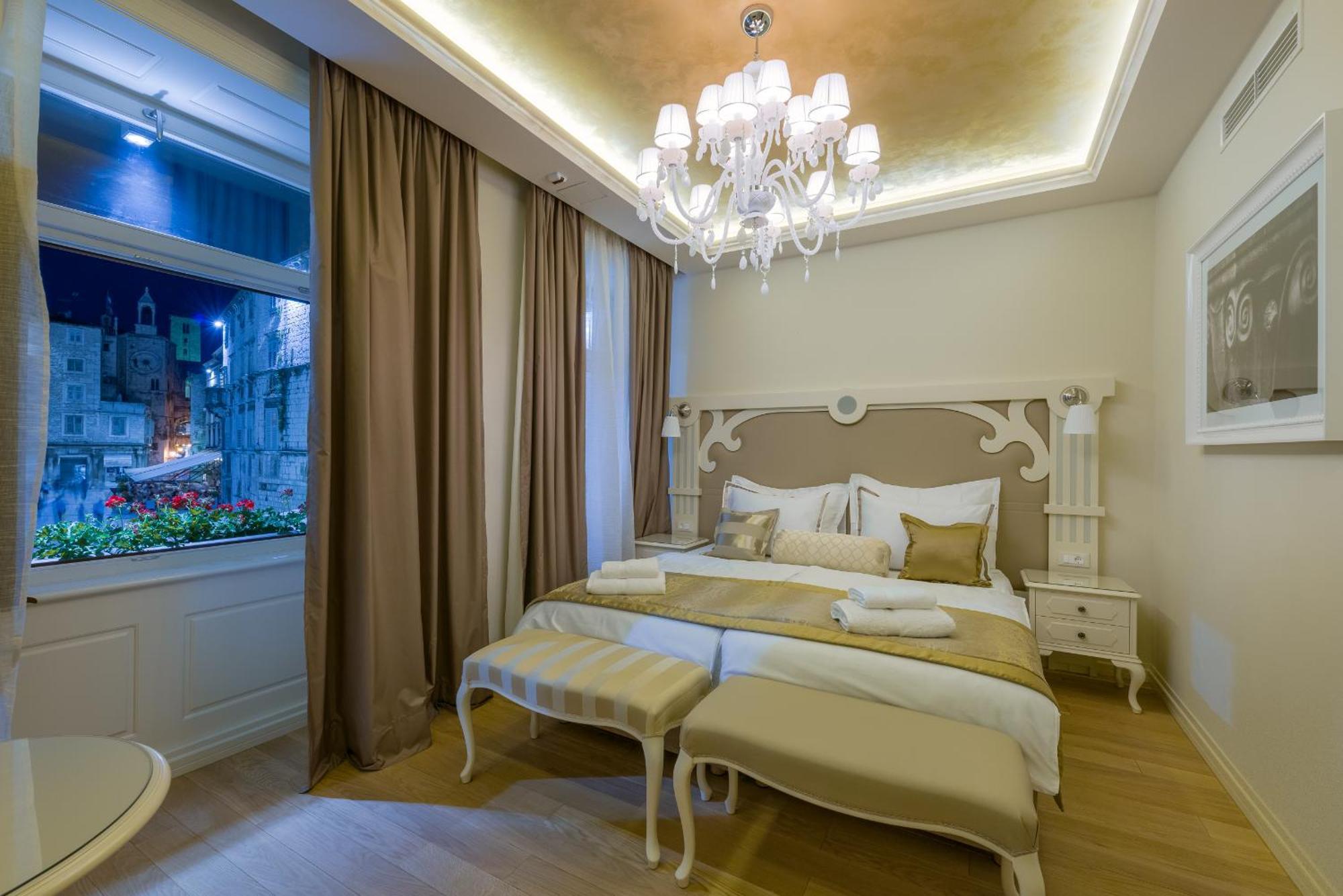 Piazza Heritage Hotel سبليت المظهر الخارجي الصورة
