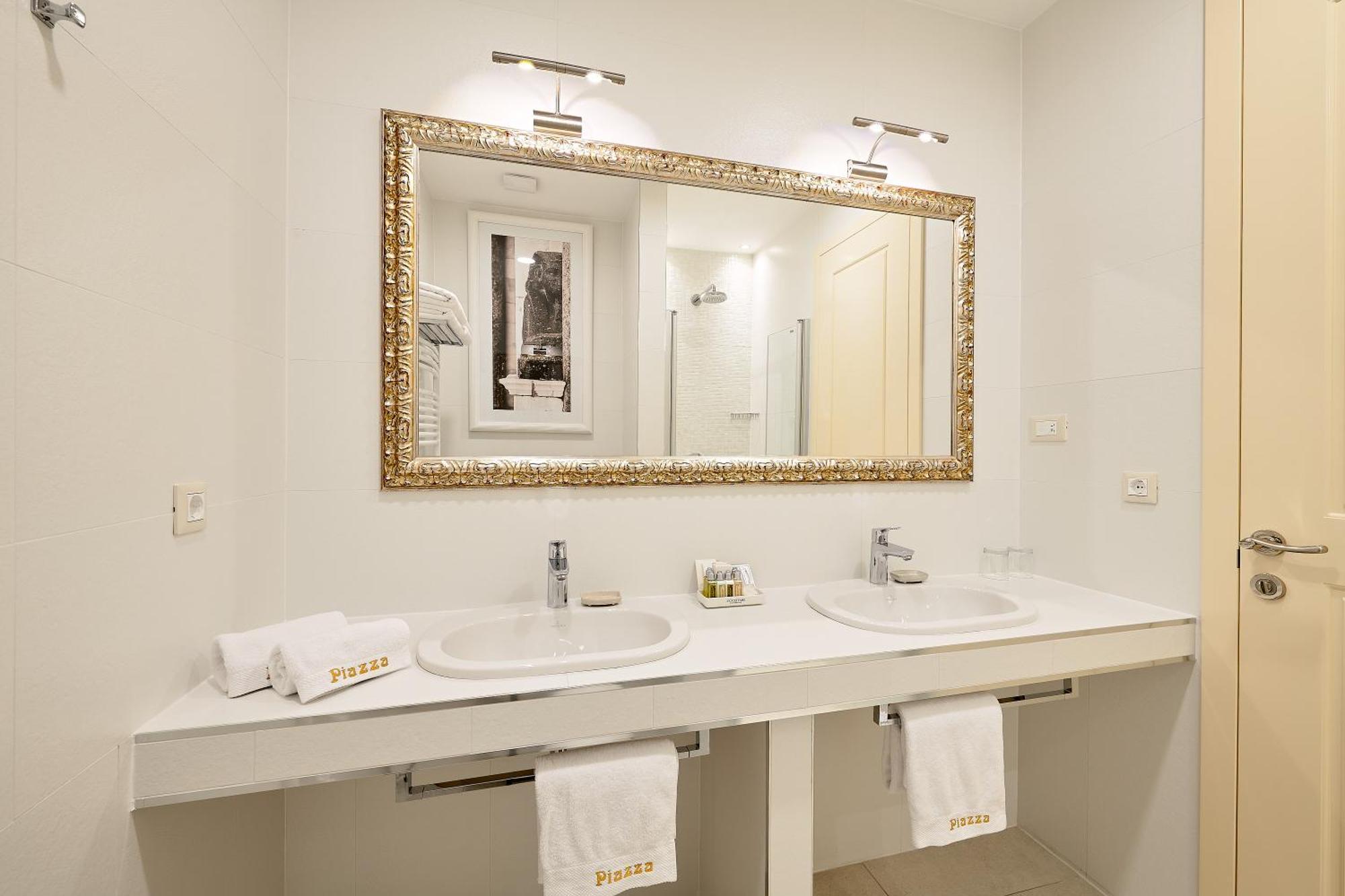 Piazza Heritage Hotel سبليت المظهر الخارجي الصورة