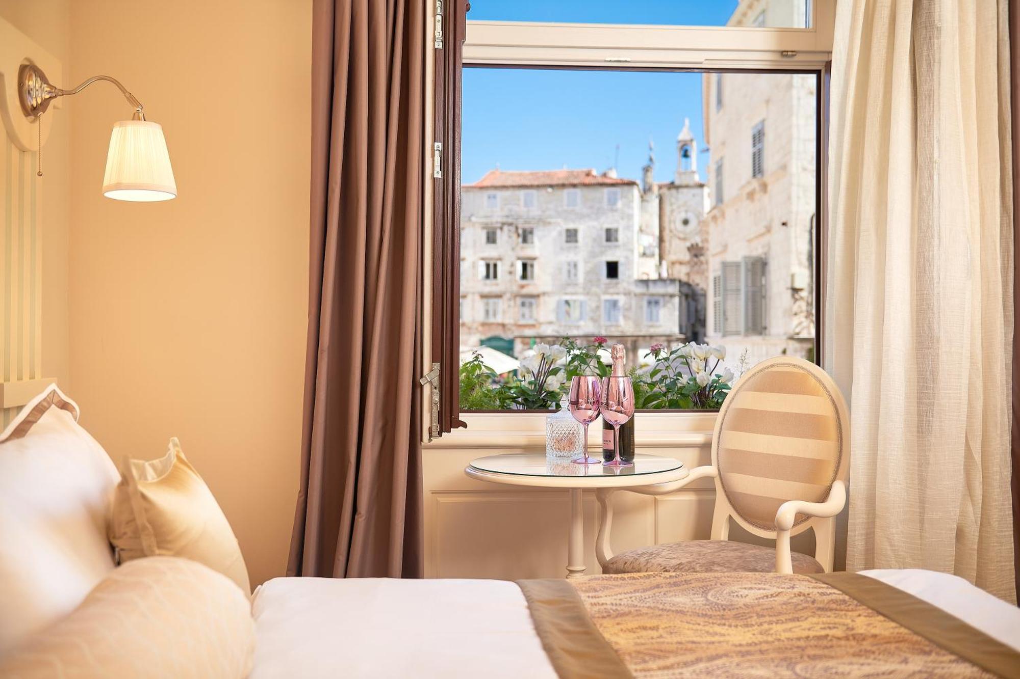 Piazza Heritage Hotel سبليت الغرفة الصورة