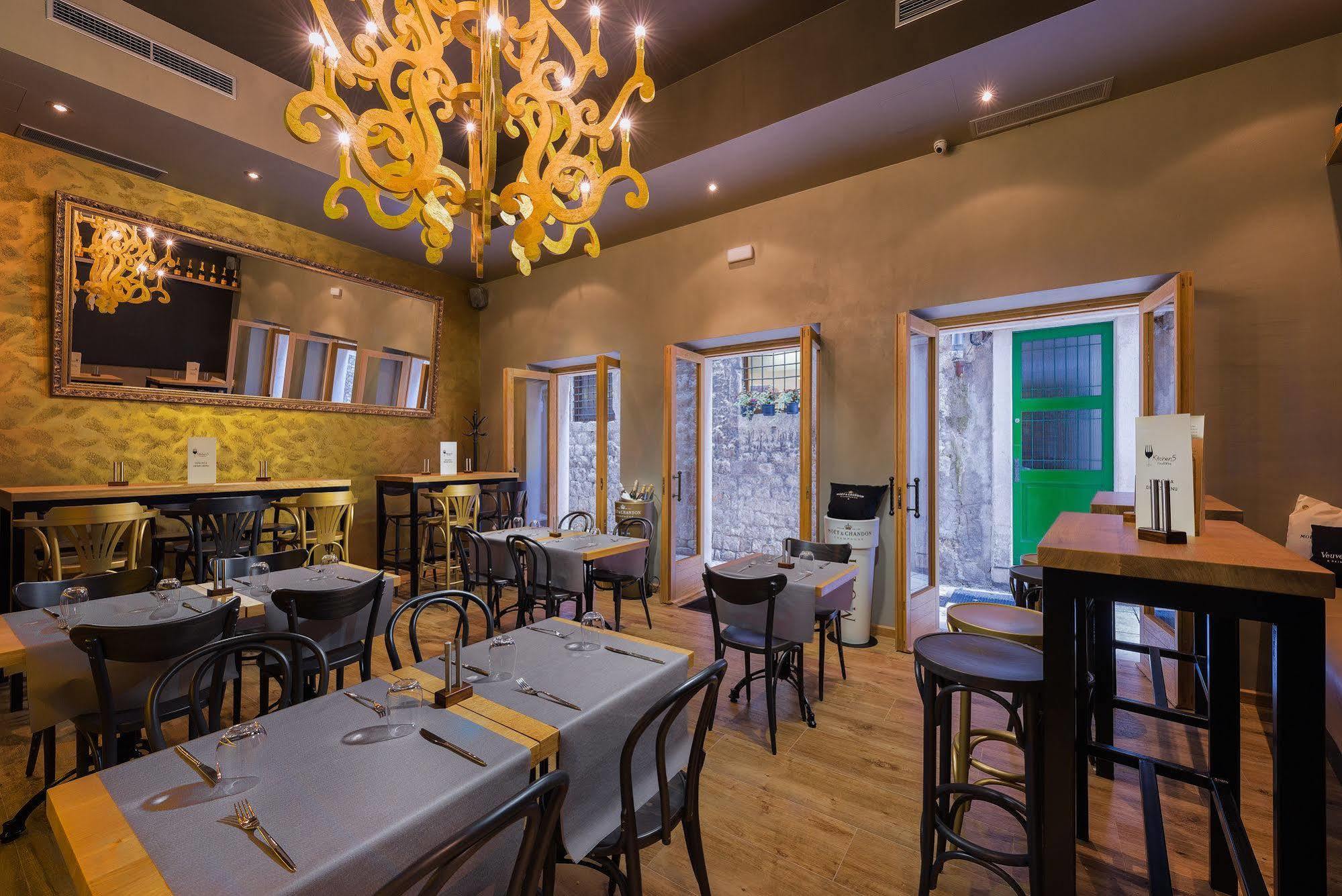 Piazza Heritage Hotel سبليت المظهر الخارجي الصورة